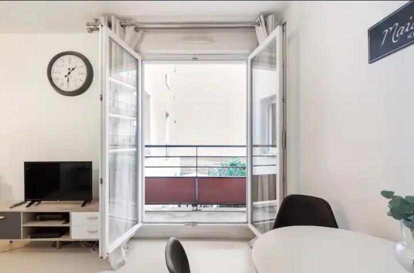Paris A Quelques Pas Apartment Pierrefitte-sur-Seine Luaran gambar